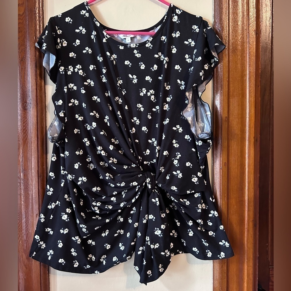 Reitmans Flutter sleeve Tee